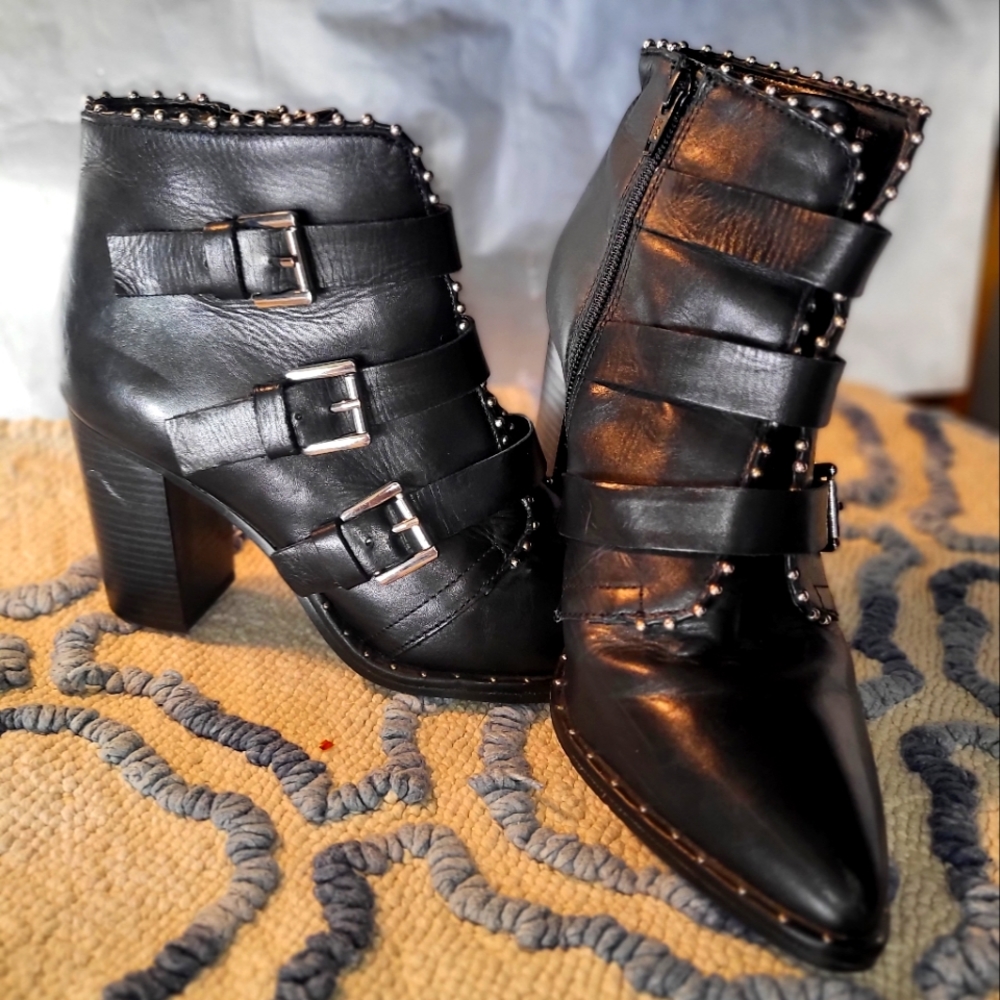 Zara size 10